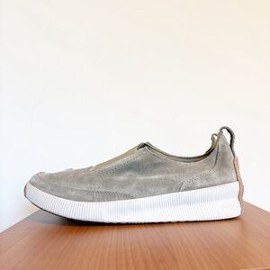 Sorel Out 'N About Plus Slip On Sneaker Shoe Sage Suede size 11